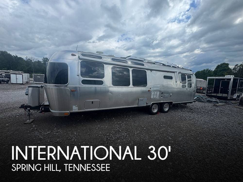 Used 2019 Airstream International SERENITY 30RBQ available in Spring Hill, Tennessee