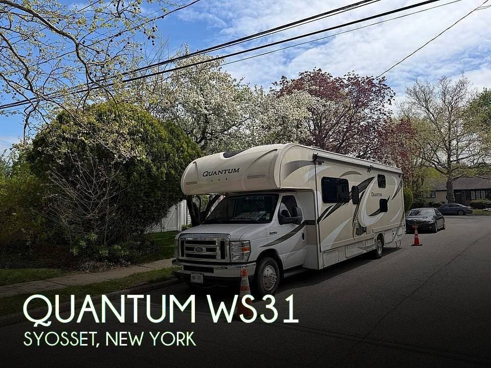 Used 2016 Thor Motor Coach Quantum ws31 available in Syosset, New York