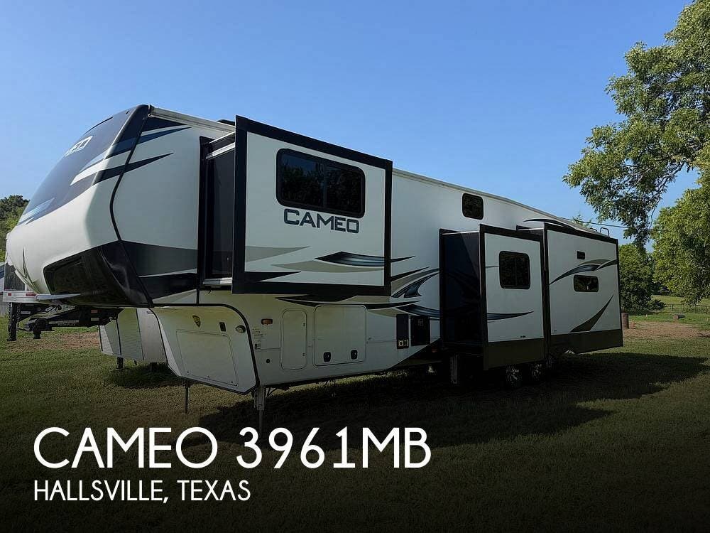 Used 2023 CrossRoads Cameo 3961MB available in Hallsville, Texas