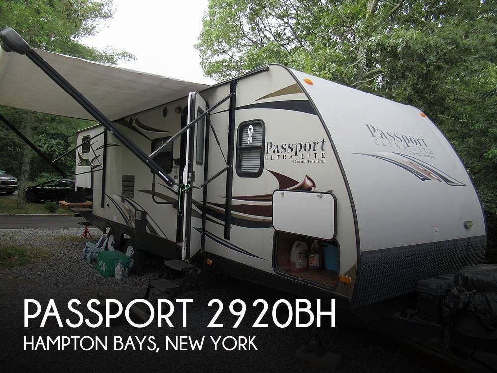 Used 2014 Keystone Passport 2920BH available in Hampton Bays, New York