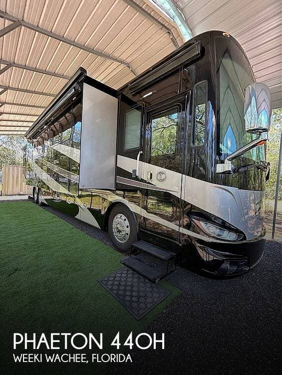 Used 2019 Tiffin Phaeton 44OH available in Weeki Wachee, Florida