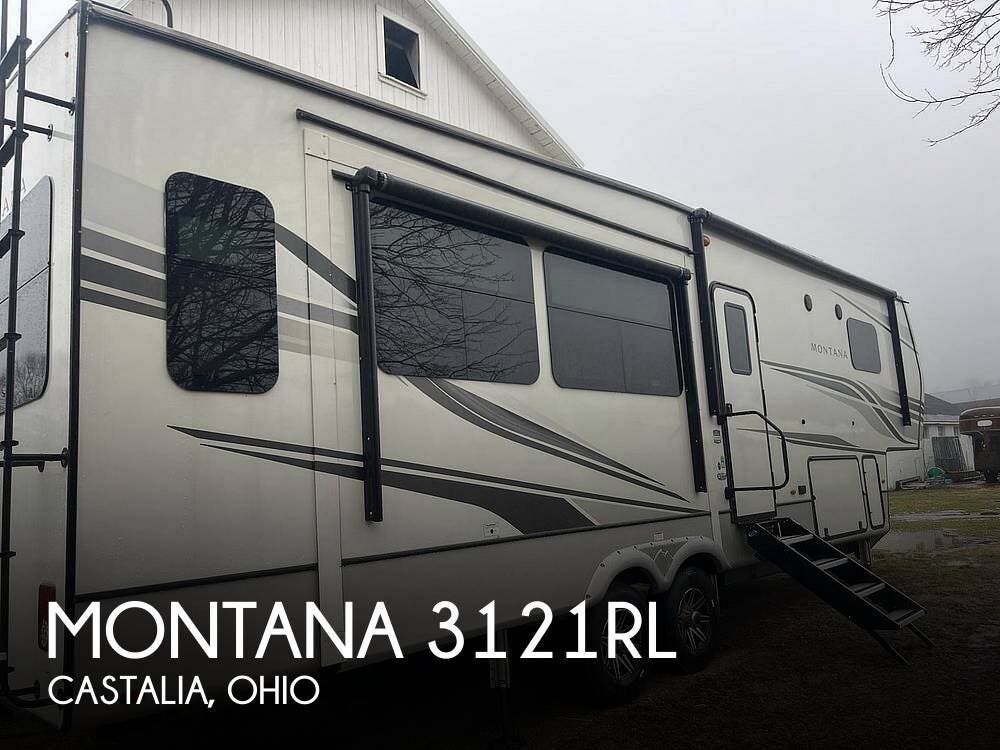 Used 2022 Keystone Montana 3121RL available in Castalia, Ohio