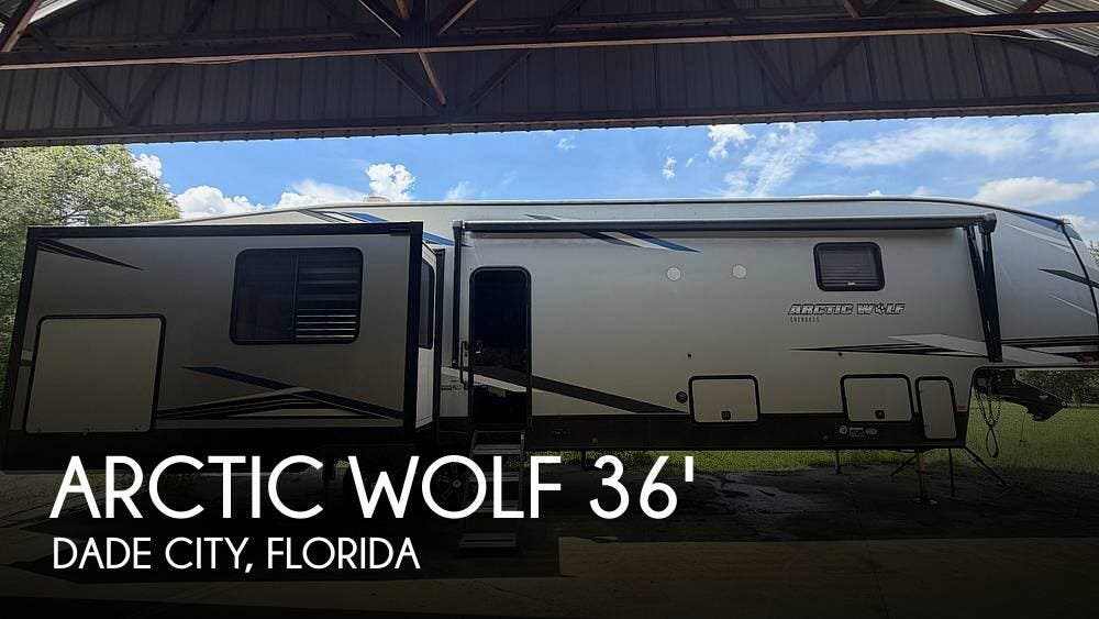 Used 2022 Cherokee  Arctic Wolf 3660SUITE available in Dade City, Florida