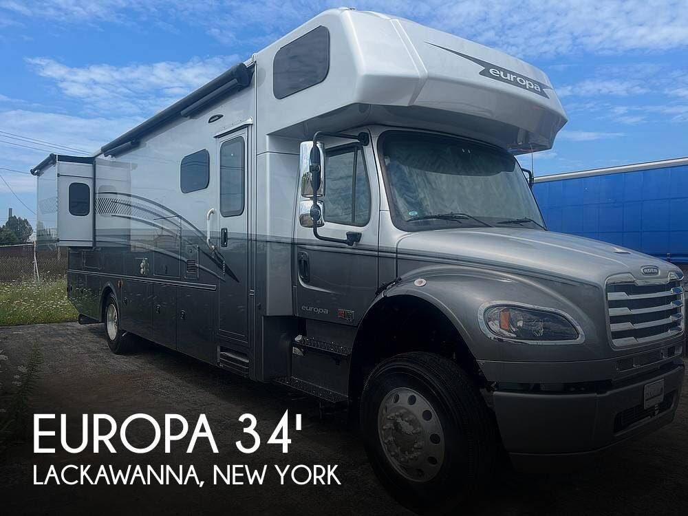 Used 2025 Dynamax Corp Europa Explorer Package 34SS available in Lackawanna, New York