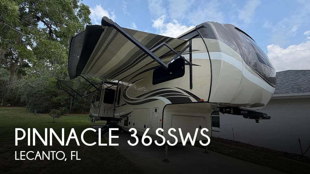 Used 2020 Jayco Pinnacle 36SSWS available in Lecanto, Florida