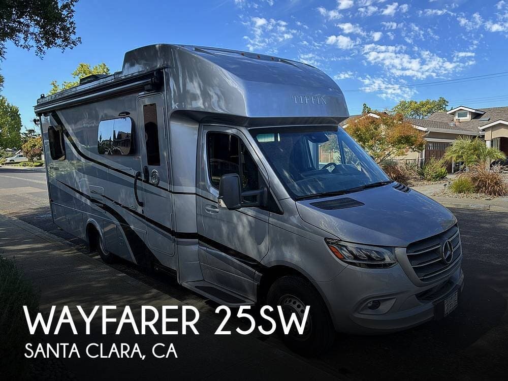Used 2021  Tiffin Wayfarer 25SW by Tiffin from Pop RVs in Santa Clara, CA