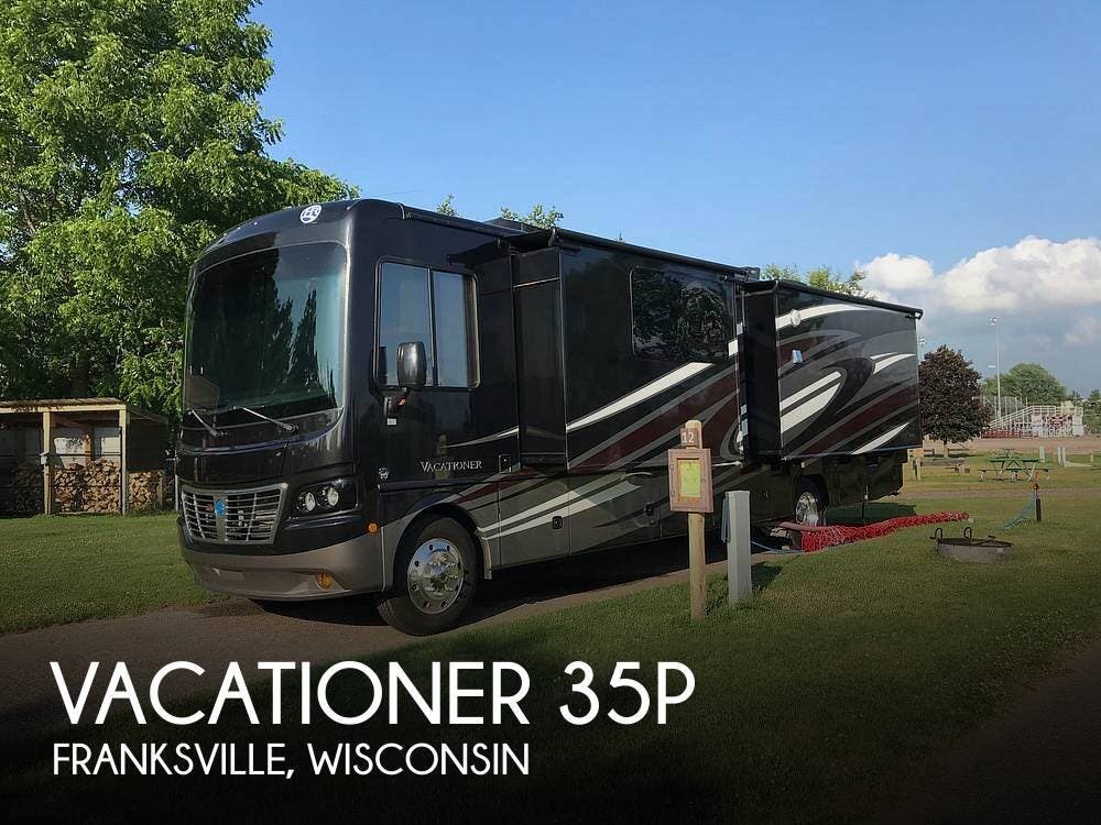 Used 2017 Holiday Rambler Vacationer 35P available in Franksville, Wisconsin