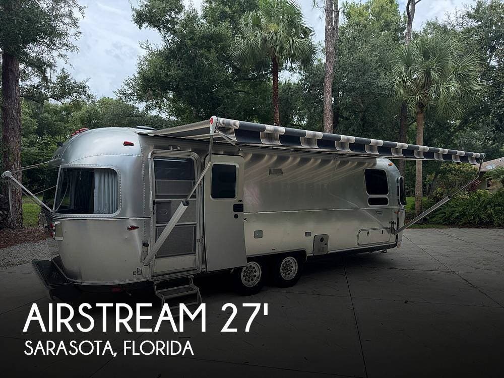 Used 2024 Airstream  Airstream 27 Front Twin available in Sarasota, Florida