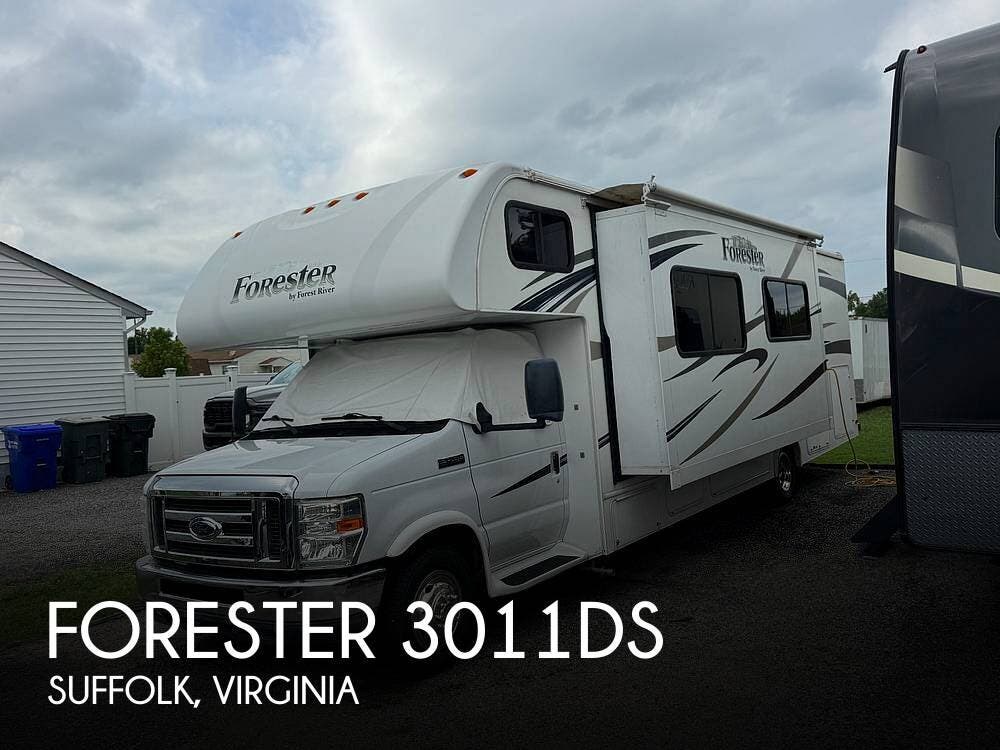 Used 2014 Forest River Forester 3011DS available in Suffolk, Virginia
