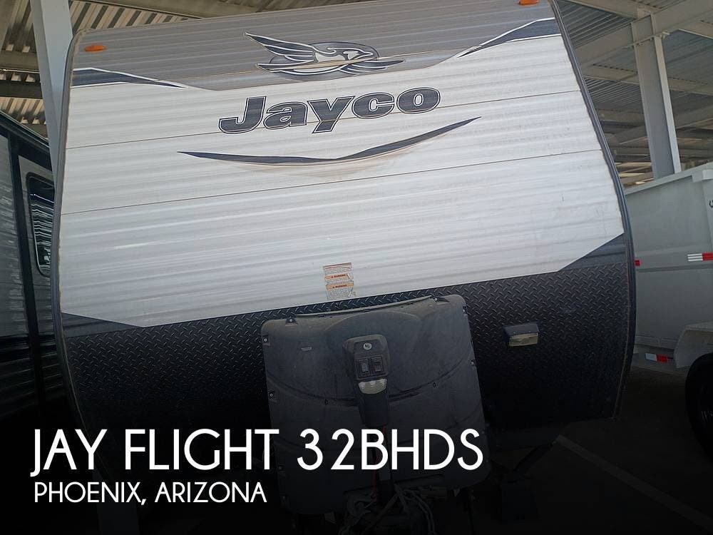 Used 2022 Jayco Jay Flight 32BHDS available in Phoenix, Arizona