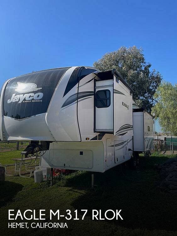 Used 2022  Jayco Eagle 321RSTS by Jayco from Pop RVs in Hemet, CA