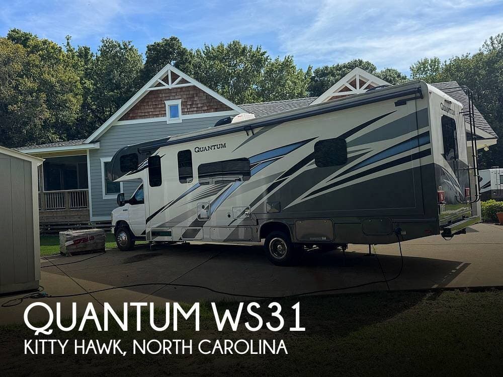Used 2023  Thor Motor Coach Quantum WS31 by Thor Motor Coach from Pop RVs in Kitty Hawk, NC