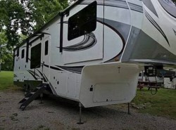 Used 2022 Grand Design Solitude 380FL available in Crestwood, Kentucky