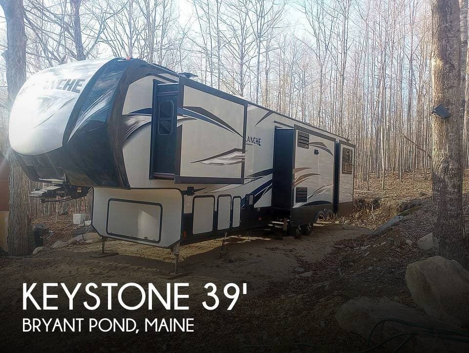 Used 2019 Keystone Avalanche Keystone  395BH available in Bryant Pond, Maine