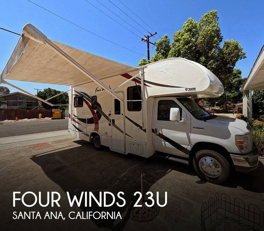 Used 2019  Thor Motor Coach Four Winds 23U by Thor Motor Coach from Pop RVs in Santa Ana, CA