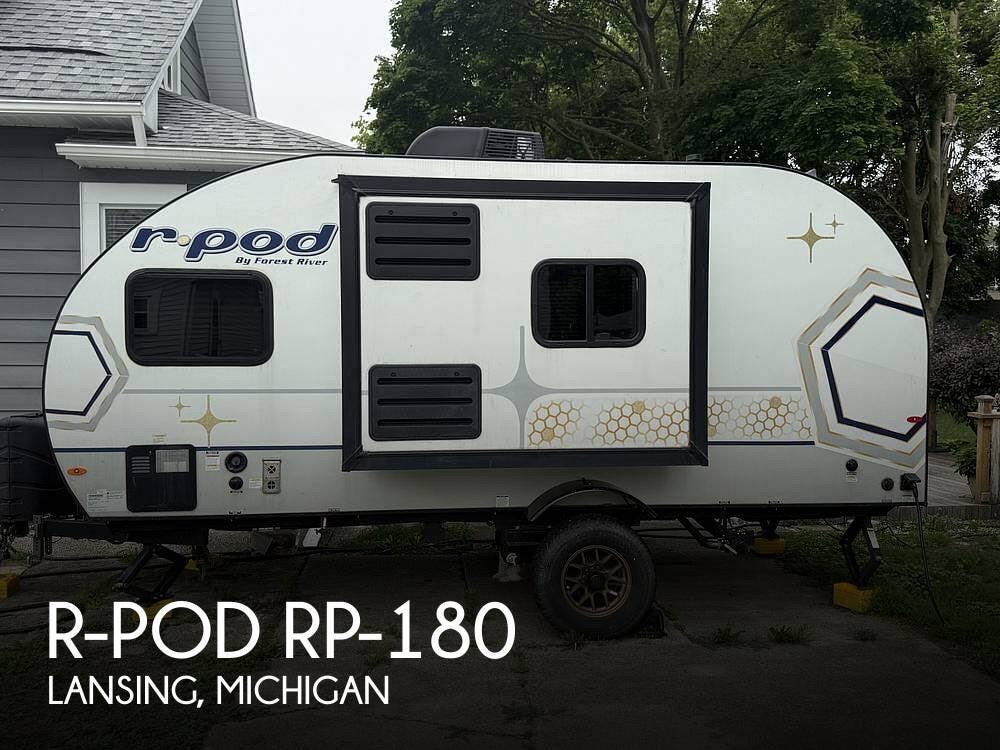 Used 2023  Forest River R-Pod RP-180 by Forest River from Pop RVs in Lansing, MI
