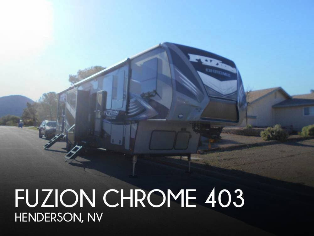 Used 2015  Keystone Fuzion Chrome 403 by Keystone from Pop RVs in Henderson, NV