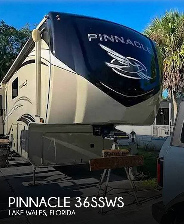 Used 2023 Jayco Pinnacle 36ssws available in Lake Wales, Florida