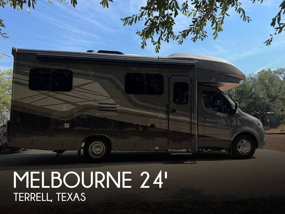 Used 2022  Jayco Melbourne Prestige 24TP by Jayco from Pop RVs in Terrell, TX
