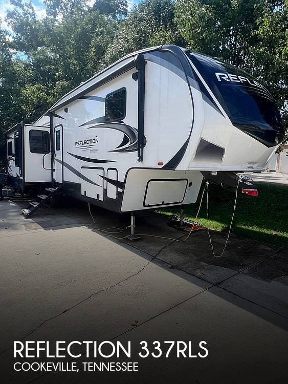 Used 2022  Grand Design Reflection 337RLS by Grand Design from Pop RVs in Cookeville, TN