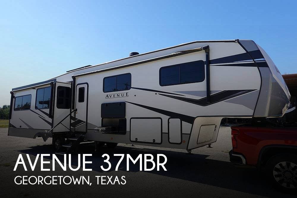 Used 2023  Alliance RV Avenue 37MBR by Alliance RV from Pop RVs in Georgetown, TX