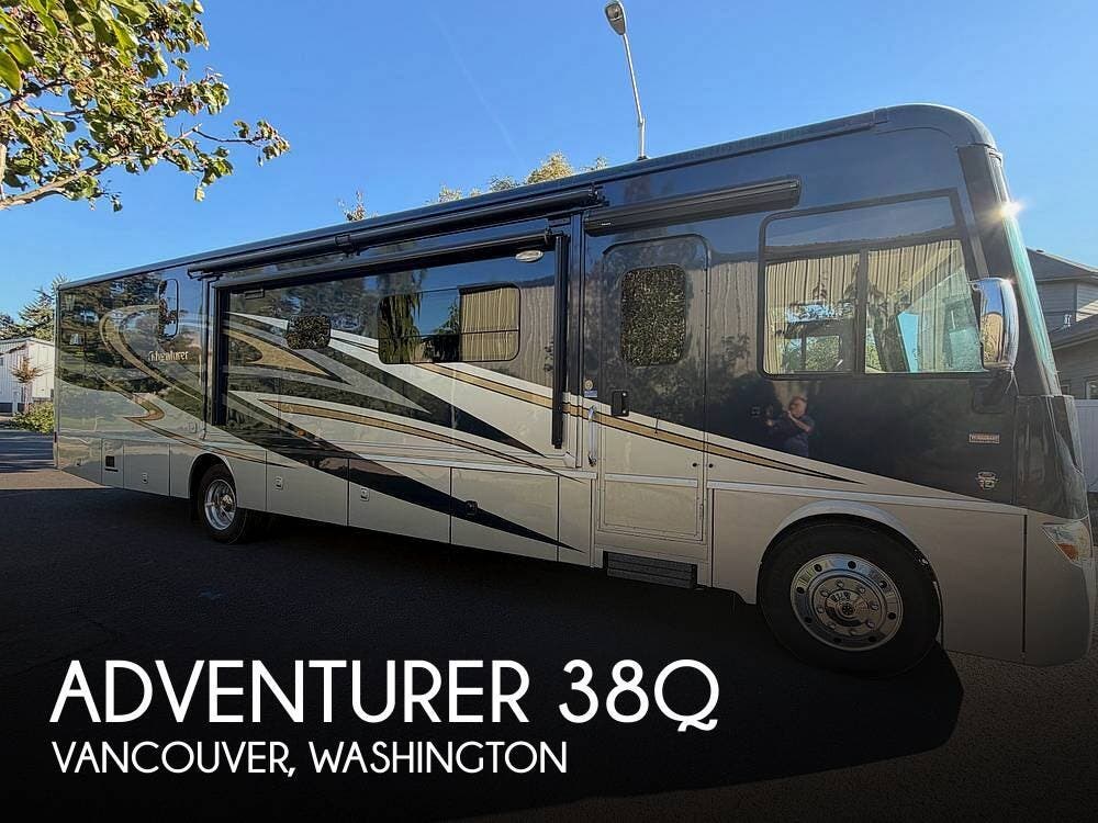 Used 2014  Winnebago Adventurer 38Q by Winnebago from Pop RVs in Vancouver, WA