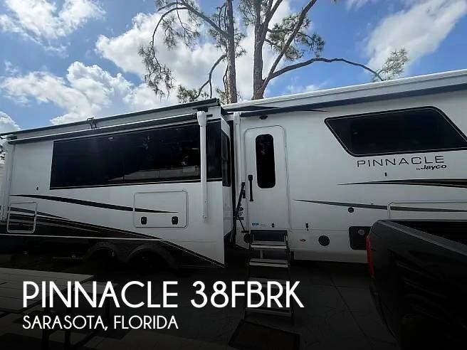 Used 2026 Jayco Pinnacle 38FBRK available in Sarasota, Florida