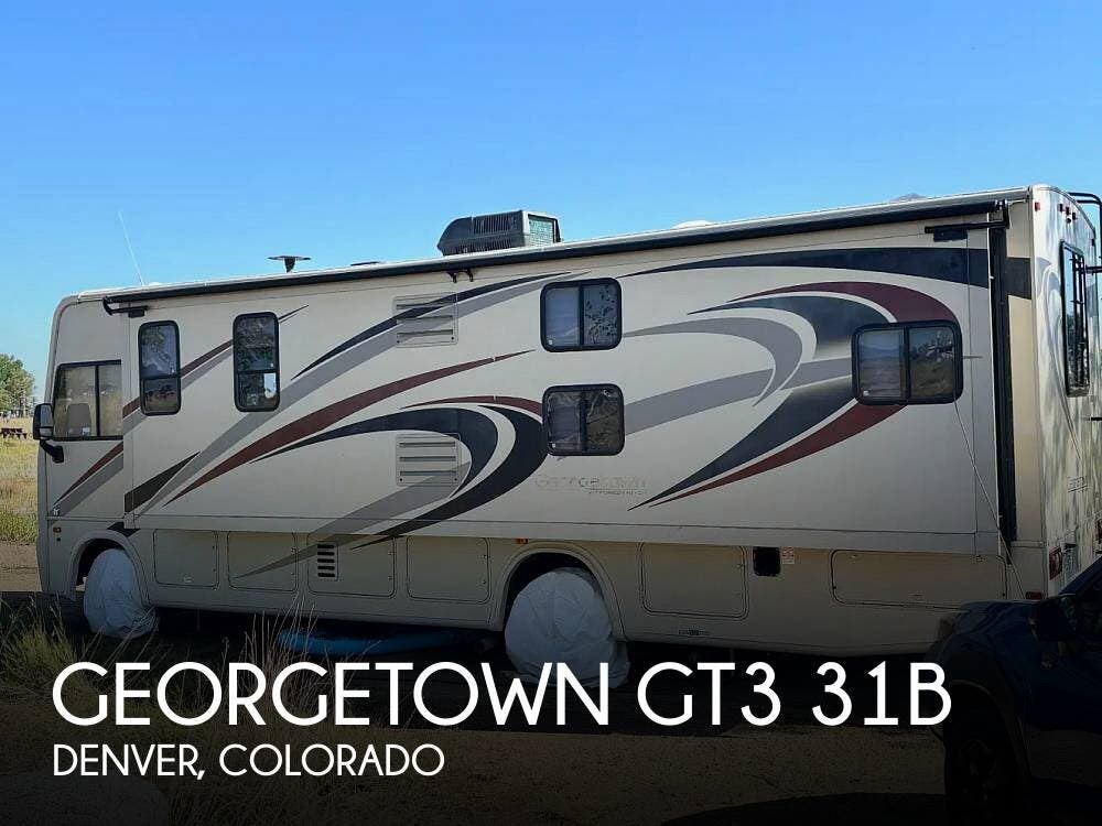 Used 2018  Forest River Georgetown GT3 31B by Forest River from Pop RVs in Denver, CO