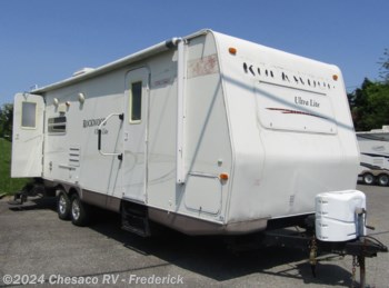 Used 2009 Forest River Rockwood Ultra Lite 2604SS available in Frederick, Maryland