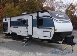 New 2024 CrossRoads Zinger 328SB available in Hamburg, Pennsylvania