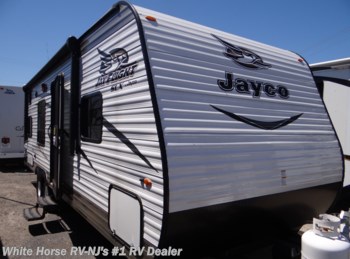 Used 2017 Jayco Jay Flight SLX 264BHW 2-BdRM Front Queen, Rear DBL Bed Bunks available in Williamstown, New Jersey