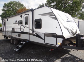 New 2023 Jayco Jay Feather 27BHB available in Williamstown, New Jersey