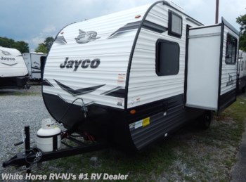New 2024 Jayco Jay Flight SLX 184BS Front Queen, Dinette Slide, Bunk Beds available in Williamstown, New Jersey