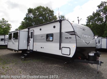 New 2026 Jayco Jay Flight SLX 334RTS Rear Living Island Kitchen Triple Slide available in Williamstown, New Jersey