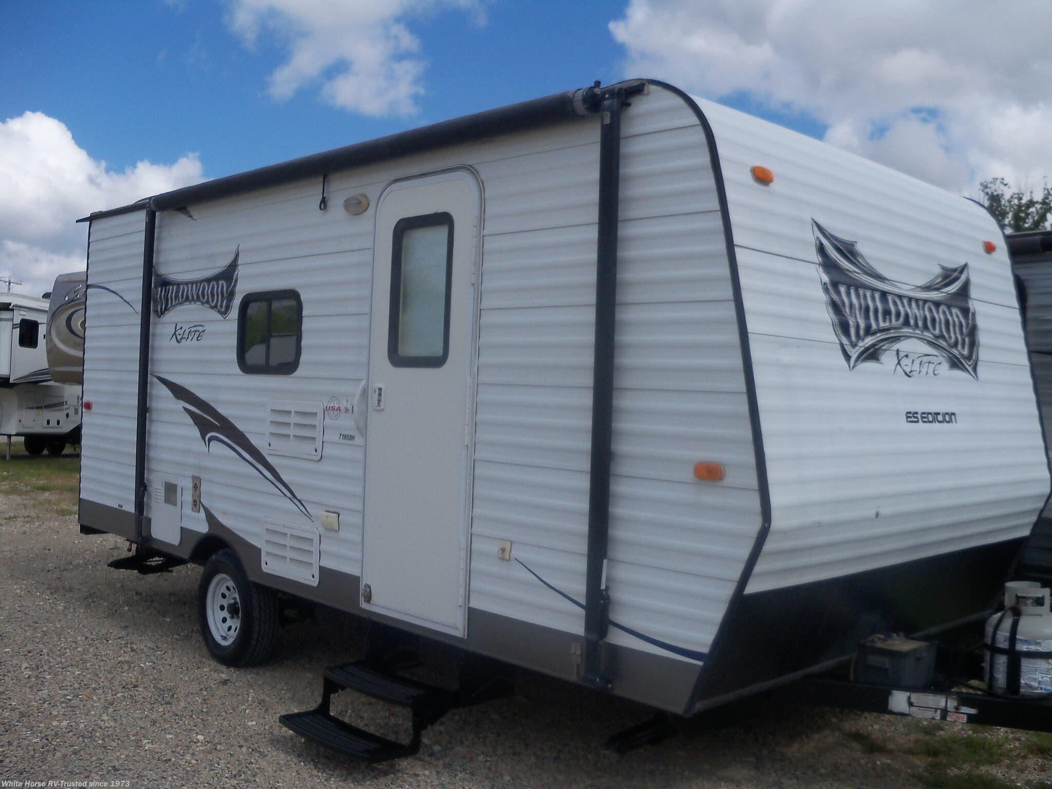 Used 2014 Forest River Wildwood X-Lite FS Edition 195BH available in Williamstown, New Jersey