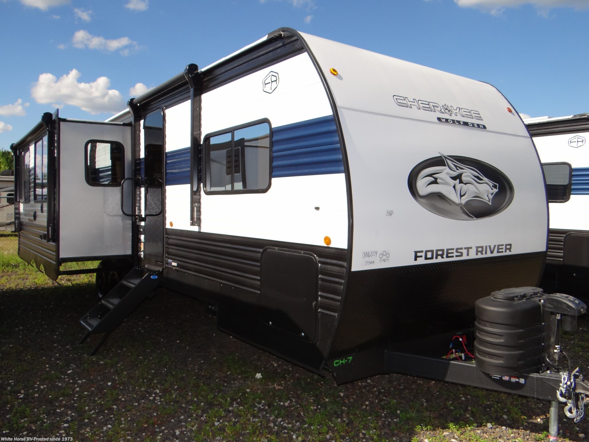 New 2026 Forest River Cherokee Wolf Den 273XLK available in Williamstown, New Jersey