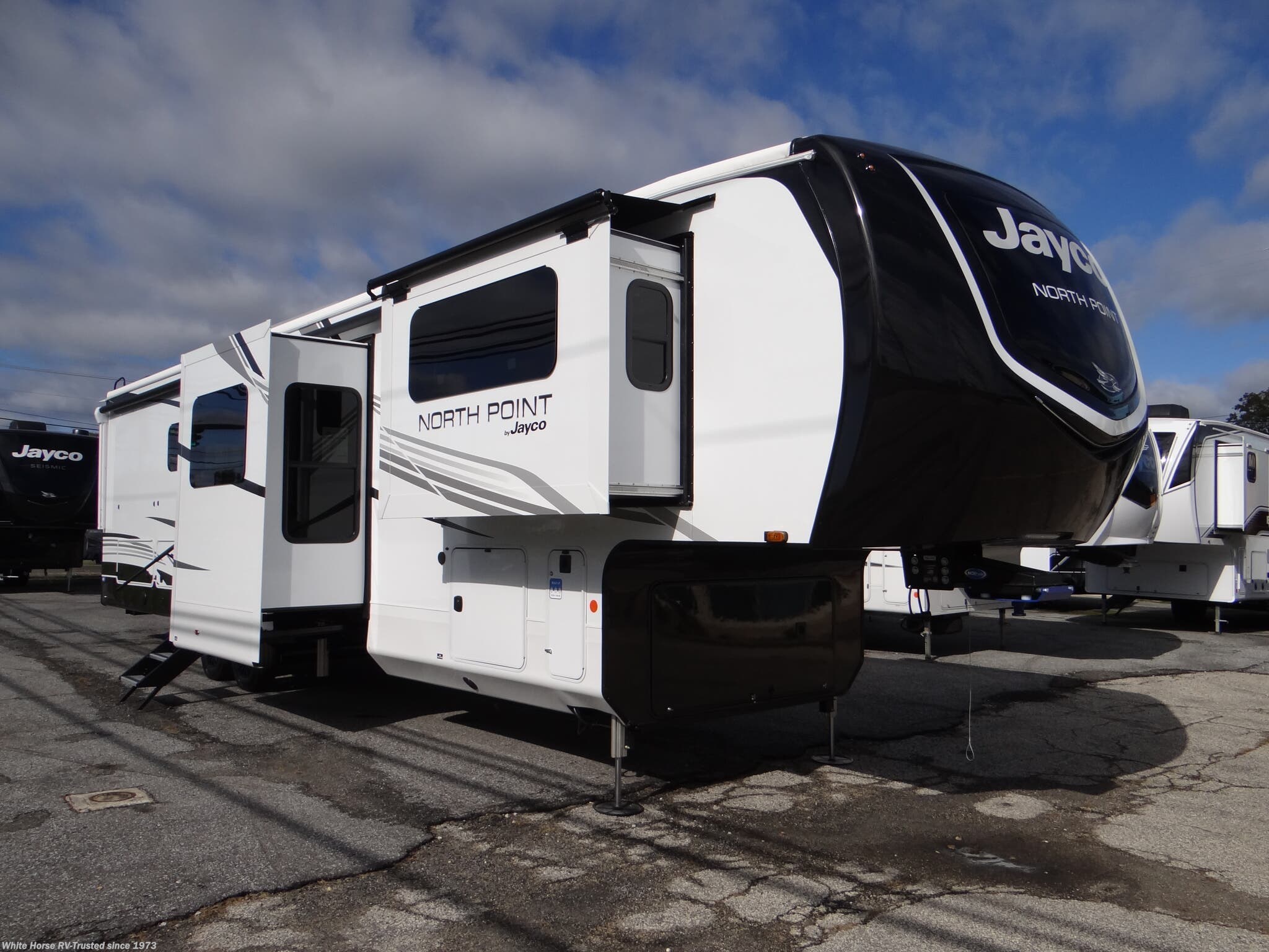 New 2026 Jayco North Point 382FLRB available in Williamstown, New Jersey