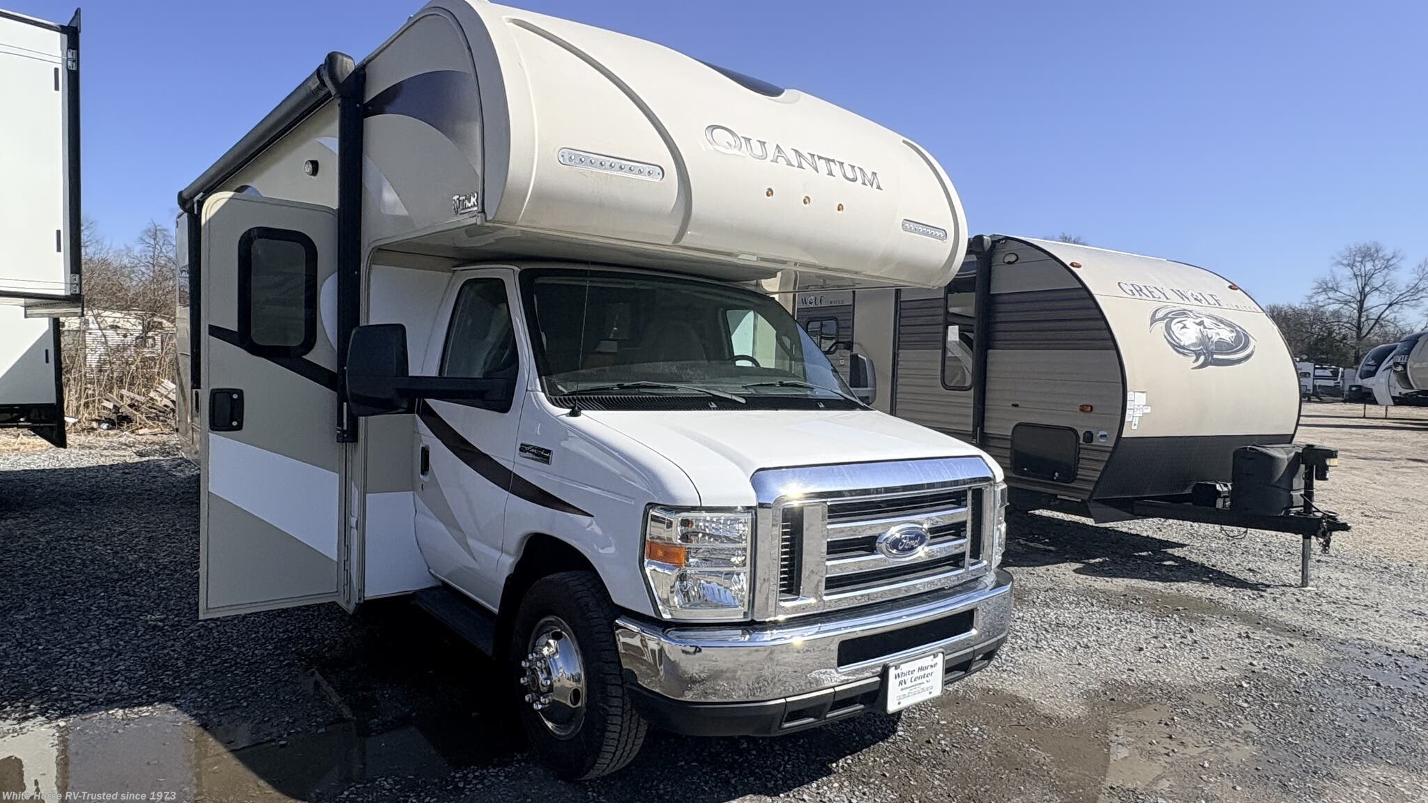 Used 2017 Thor Motor Coach Quantum PD31 available in Williamstown, New Jersey