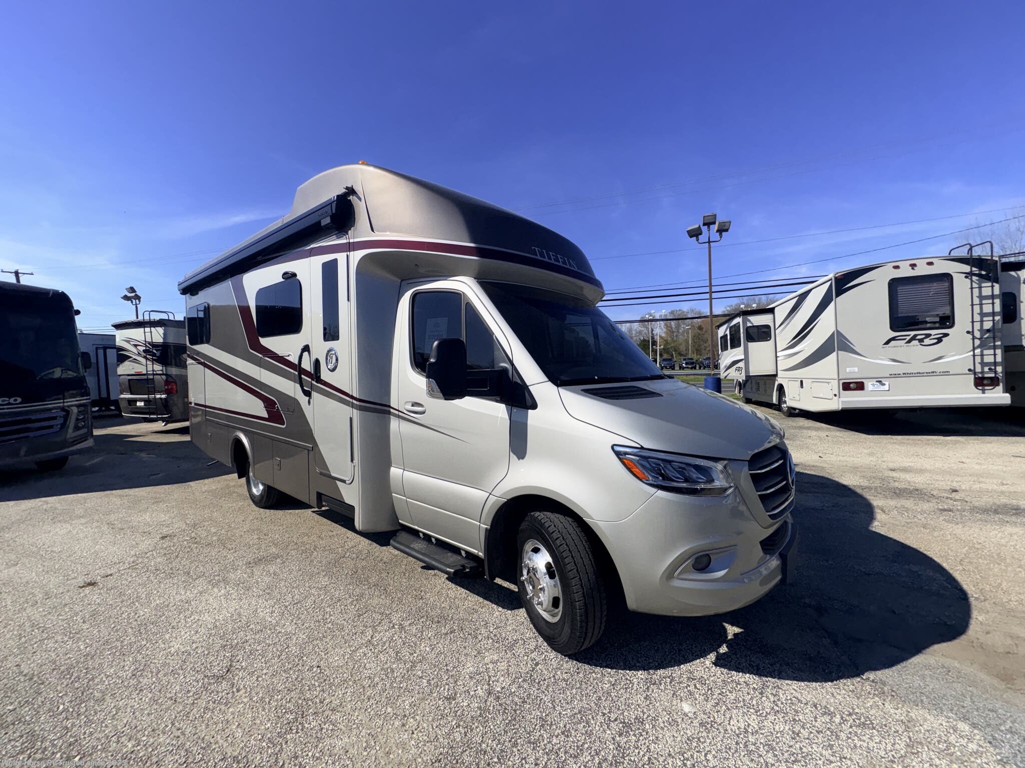 Used 2024 Tiffin Wayfarer 25LW available in Williamstown, New Jersey