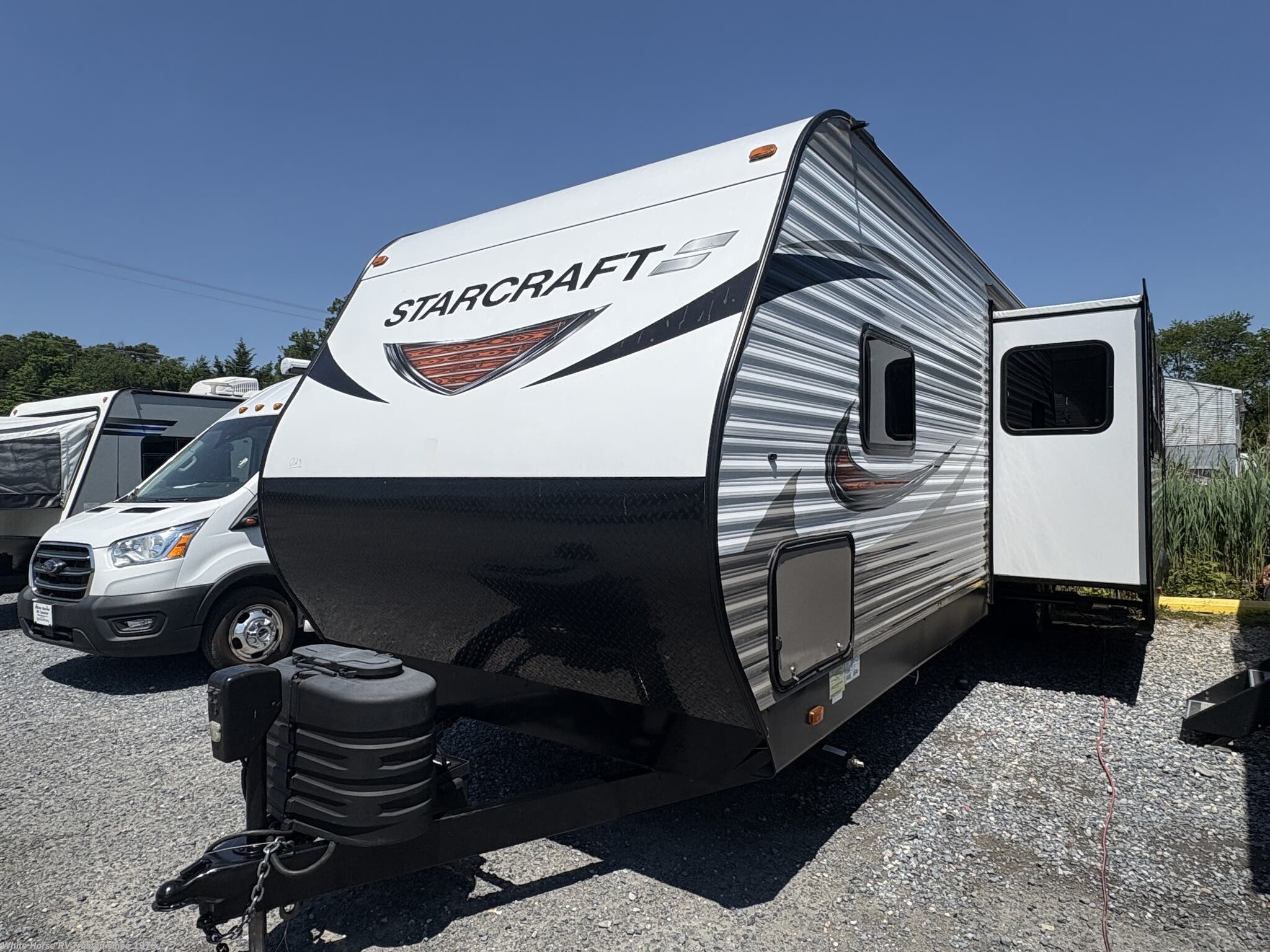 Used 2018 Starcraft Autumn Ridge 339BHTS available in Williamstown, New Jersey