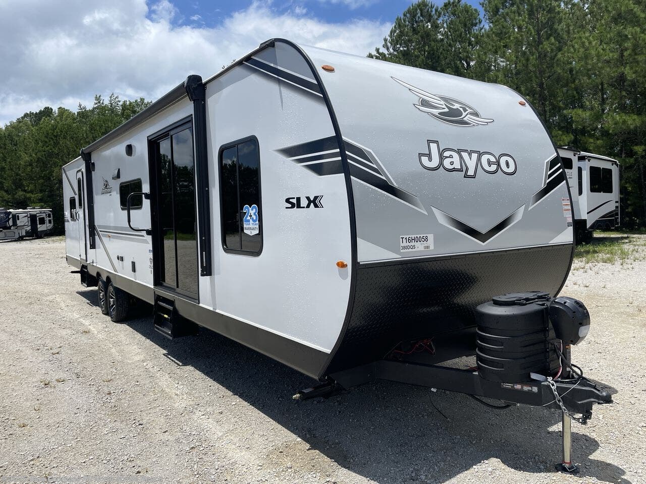 New 2026 Jayco Jay Flight SLX 380DQS available in Longs, South Carolina