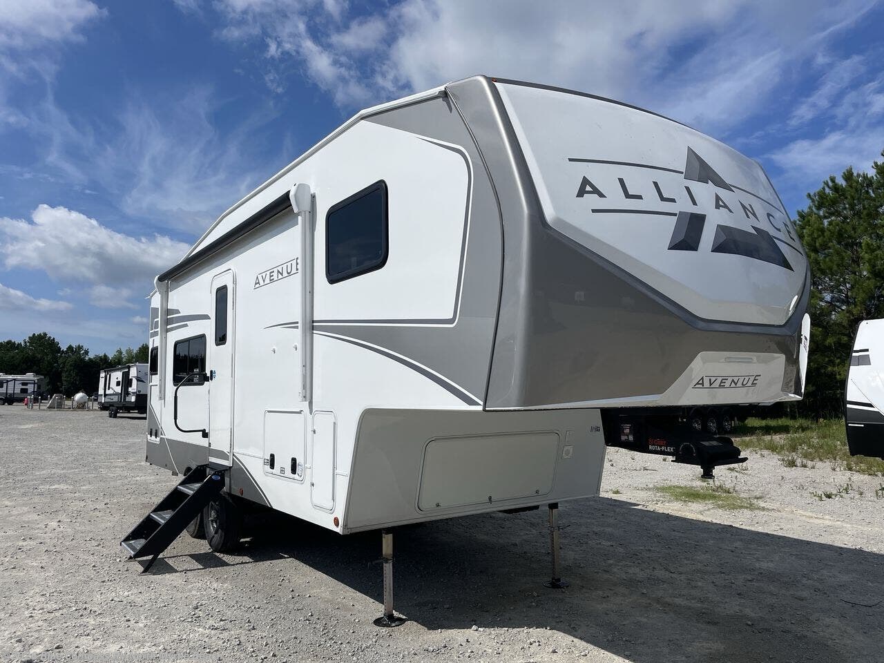 New 2026 Alliance RV Avenue All-Access 23ML available in Longs, South Carolina