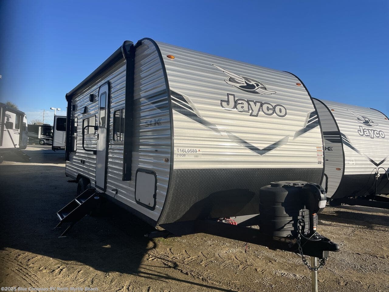 New 2026 Jayco Jay Flight SLX 210QB available in Longs, South Carolina
