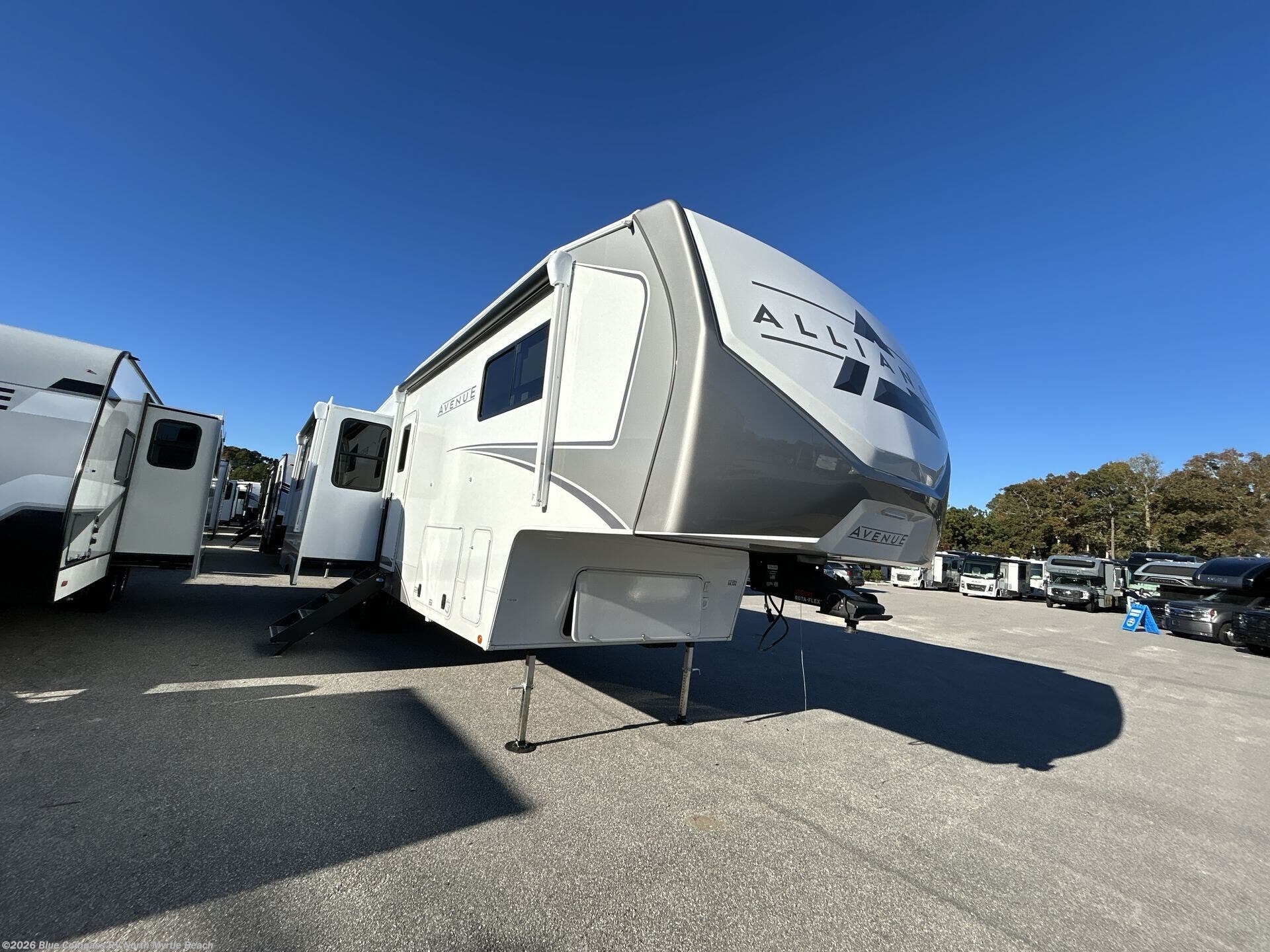 New 2026 Alliance RV Avenue 32RLS available in Longs, South Carolina