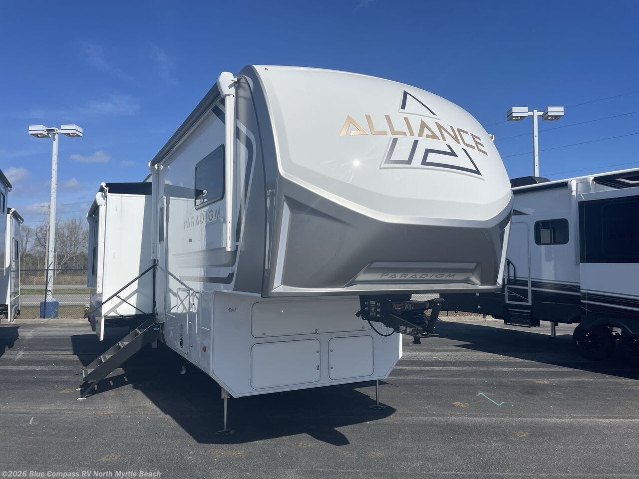 New 2026 Alliance RV Paradigm 395DS available in Longs, South Carolina