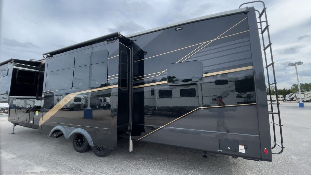 New 2026 Jayco Pinnacle 38FBRK available in Longs, South Carolina