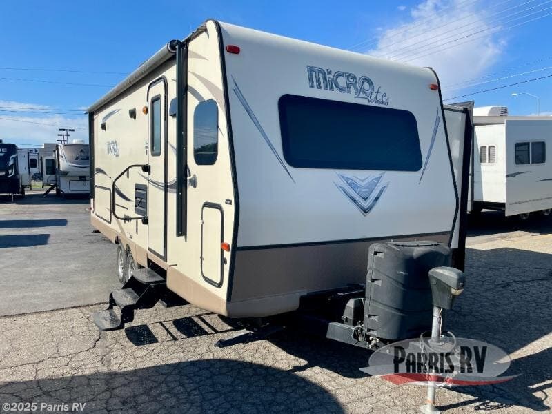 Used 2018 Forest River Flagstaff Micro Lite 25FKS available in Murray, Utah