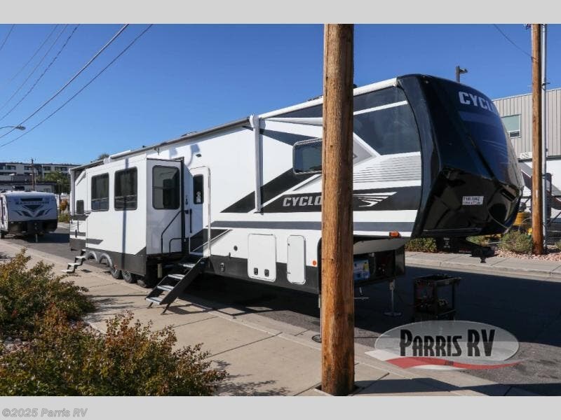 New 2026 Heartland Cyclone 3914 available in Murray, Utah