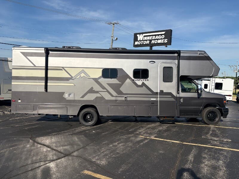 New 2027 Winnebago Sunflyer 28MB available in Rockford, Illinois