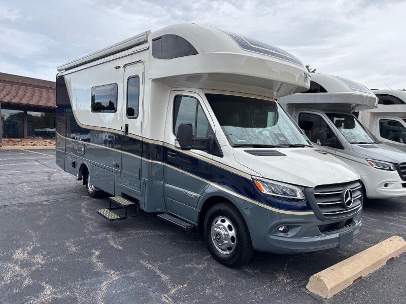 New 2027 Winnebago View 24T available in Rockford, Illinois